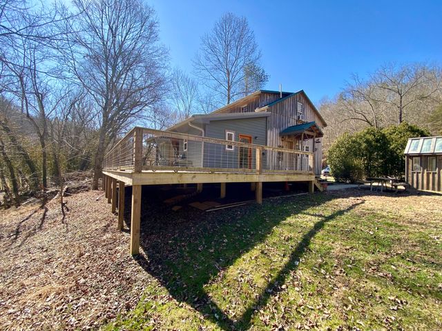 300 Palisades Road, Harrodsburg, KY 40330
