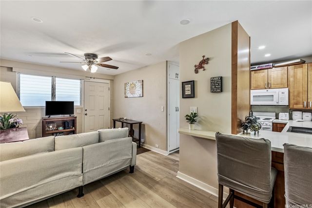 75 Kihapai Street 3, Kailua, HI 96734