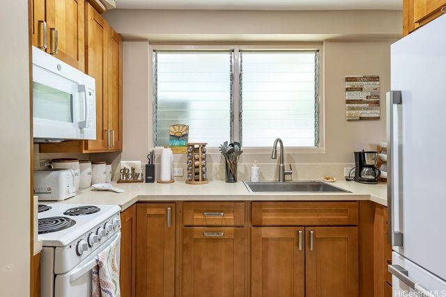 75 Kihapai Street 3, Kailua, HI 96734