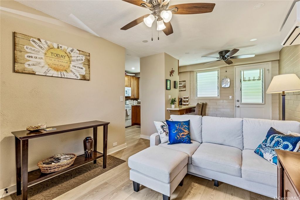 75 Kihapai Street 3, Kailua, HI 96734