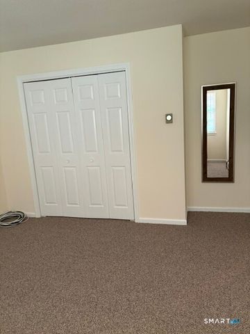 36 Willis Street 9B, Bristol, CT 06010