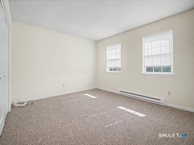 36 Willis Street 9B, Bristol, CT 06010