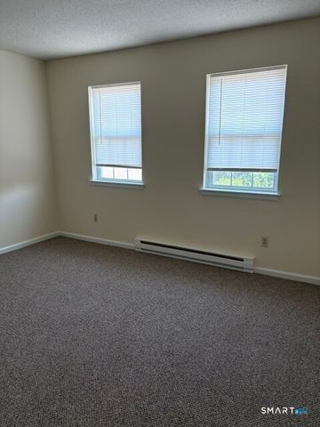 36 Willis Street 9B, Bristol, CT 06010