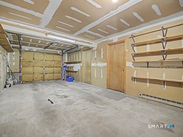 36 Willis Street 9B, Bristol, CT 06010