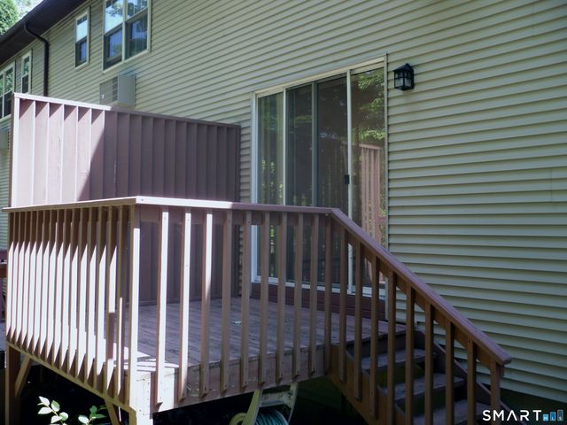 36 Willis Street 9B, Bristol, CT 06010