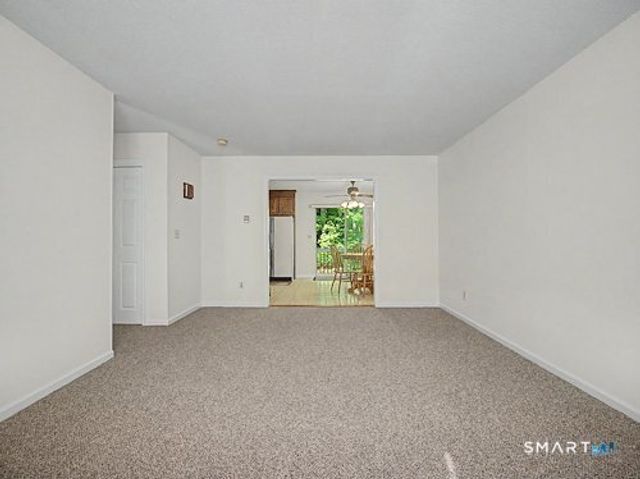 36 Willis Street 9B, Bristol, CT 06010
