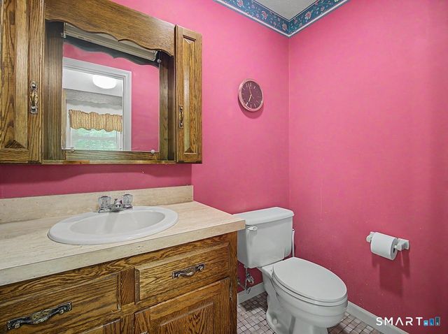 36 Willis Street 9B, Bristol, CT 06010