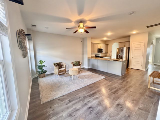 2505 Hidden Creek Ct, Columbia, TN 38401