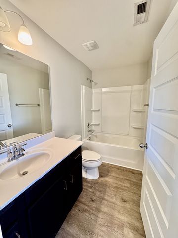 2505 Hidden Creek Ct, Columbia, TN 38401