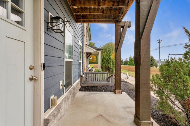 2505 Hidden Creek Ct, Columbia, TN 38401