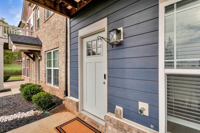 2505 Hidden Creek Ct, Columbia, TN 38401