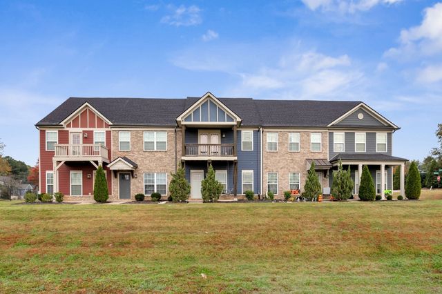 2505 Hidden Creek Ct, Columbia, TN 38401