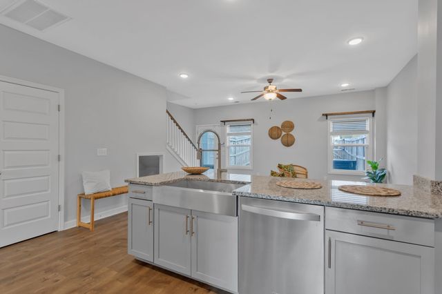 2505 Hidden Creek Ct, Columbia, TN 38401