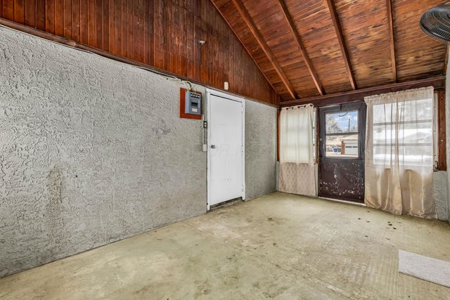 4212 Seigman Avenue, Columbus, OH 43213