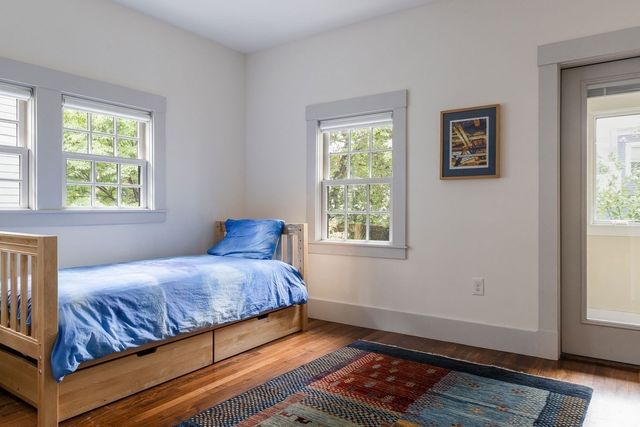 159 Fayerweather Street 1, Cambridge, MA 02138