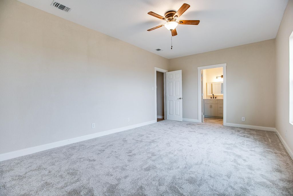 Image 22 of property listing at 8121 S Ratliff Road, San Angelo, TX 76904