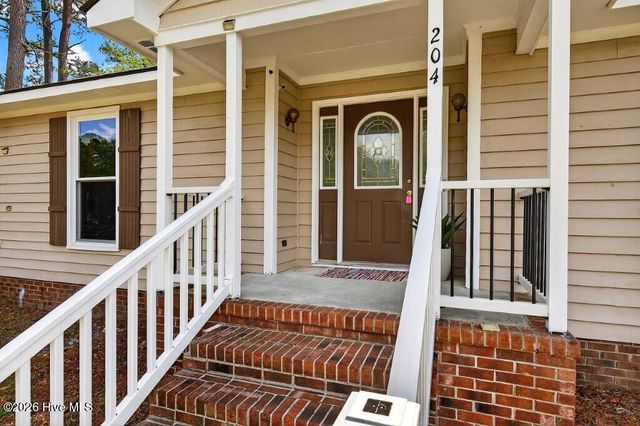 204 Sweetbriar Lane, Havelock, NC 28532