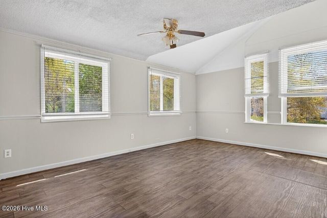 204 Sweetbriar Lane, Havelock, NC 28532