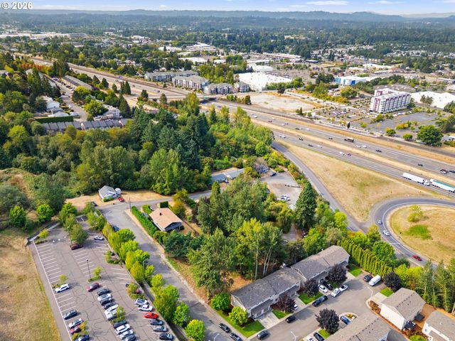 8915 Se CON BATTIN Rd, Happy Valley, OR 97086