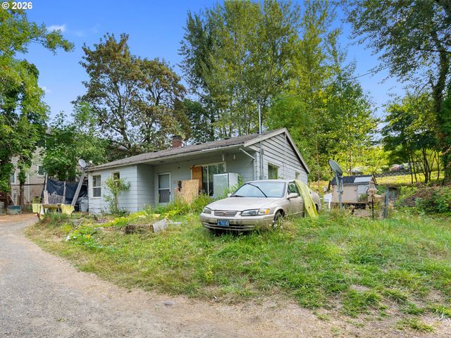 8915 Se CON BATTIN Rd, Happy Valley, OR 97086