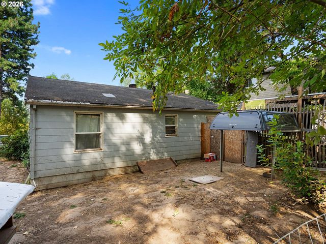 8915 Se CON BATTIN Rd, Happy Valley, OR 97086