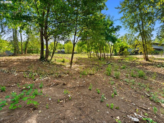 8915 Se CON BATTIN Rd, Happy Valley, OR 97086
