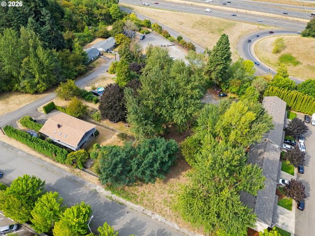 8915 Se CON BATTIN Rd, Happy Valley, OR 97086