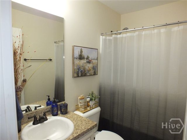 102 Black Pine Drive, Springfield, GA 31329