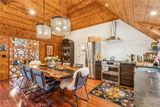 840 Coyote Walk, Lake Arrowhead, CA 92352