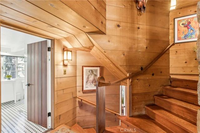 840 Coyote Walk, Lake Arrowhead, CA 92352