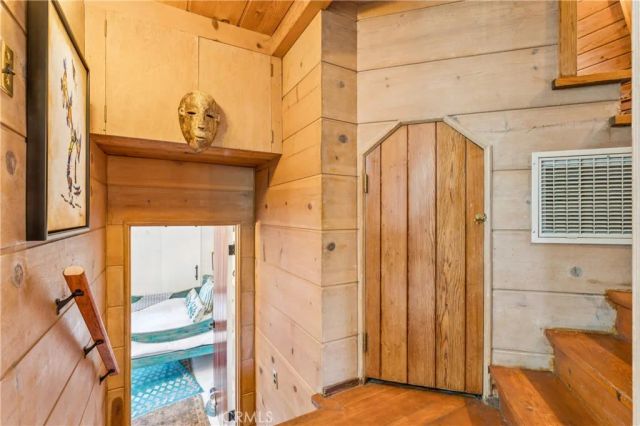 840 Coyote Walk, Lake Arrowhead, CA 92352
