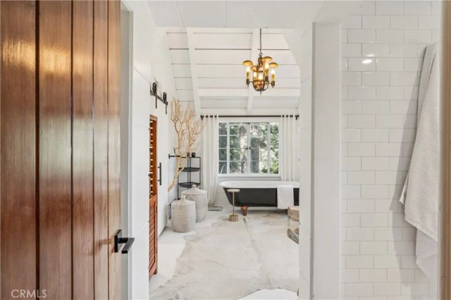 840 Coyote Walk, Lake Arrowhead, CA 92352