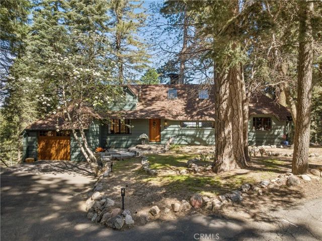 840 Coyote Walk, Lake Arrowhead, CA 92352