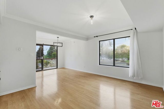 7100 Balboa Boulevard 101, Van Nuys, CA 91406