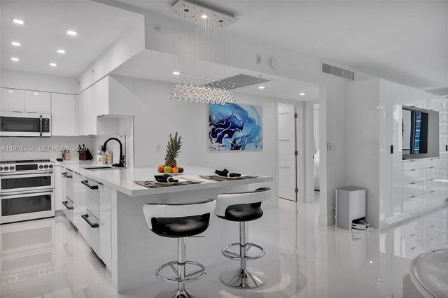2501 S Ocean Drive 1515, Hollywood, FL 33019