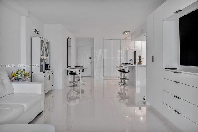 2501 S Ocean Drive 1515, Hollywood, FL 33019
