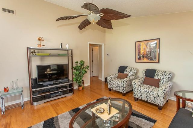 209 Birkdale Ln., Myrtle Beach, SC 29588