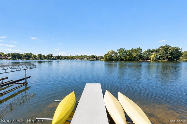 9701 Norman Road, Clarkston, MI 48348