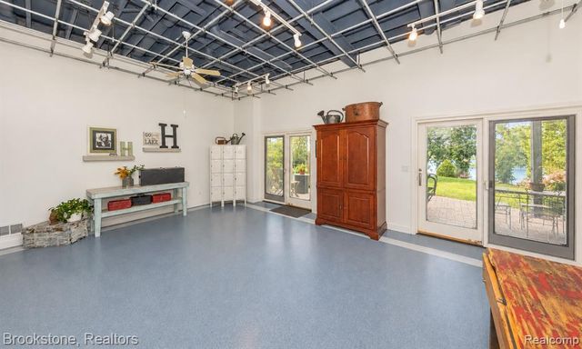 9701 Norman Road, Clarkston, MI 48348