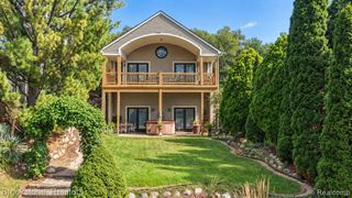9701 Norman Road, Clarkston, MI 48348