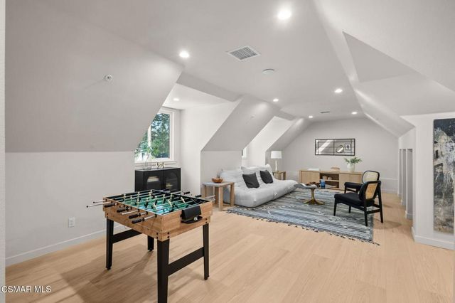 5354 Lewis Road, Agoura Hills, CA 91301