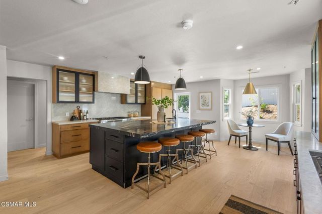 5354 Lewis Road, Agoura Hills, CA 91301