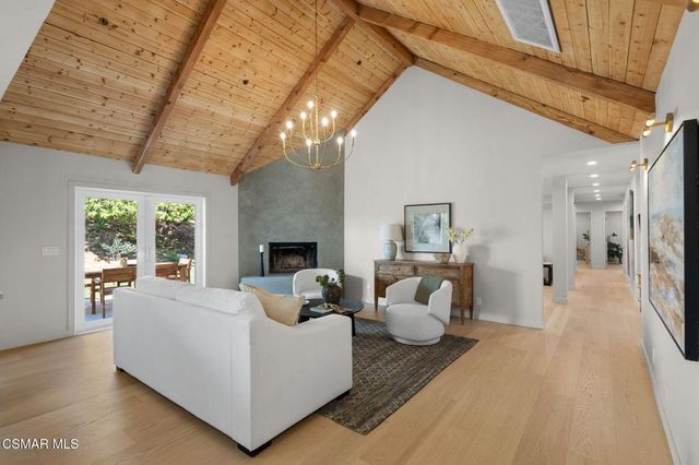 5354 Lewis Road, Agoura Hills, CA 91301