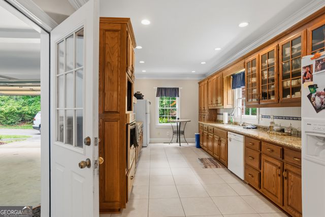 165 River Cove Ridge, Social Circle, GA 30025