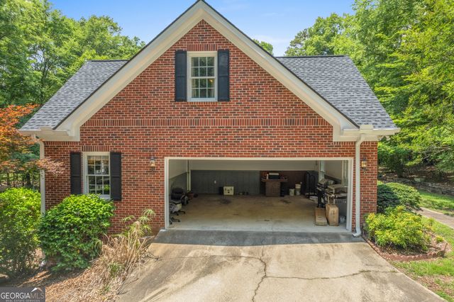 165 River Cove Ridge, Social Circle, GA 30025