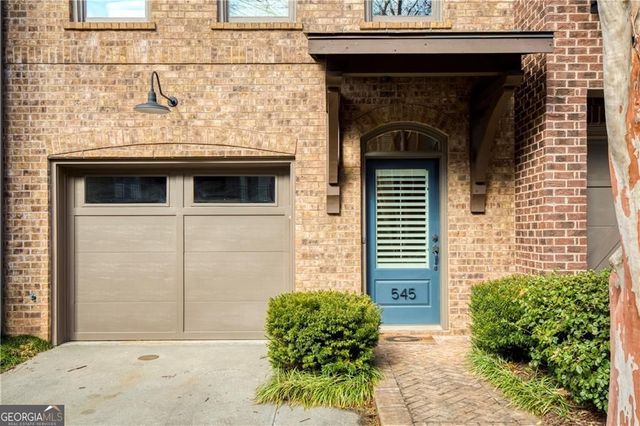 545 Canton Walk, Roswell, GA 30075
