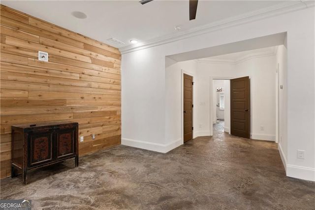 545 Canton Walk, Roswell, GA 30075