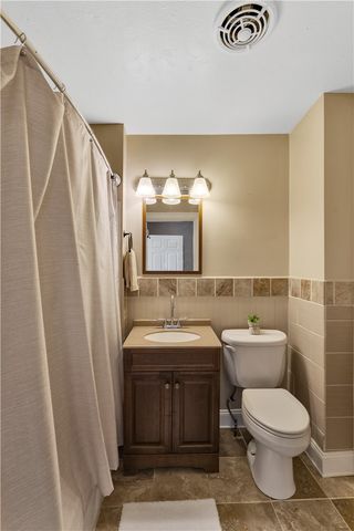 229 E College St., Canonsburg, PA 15317