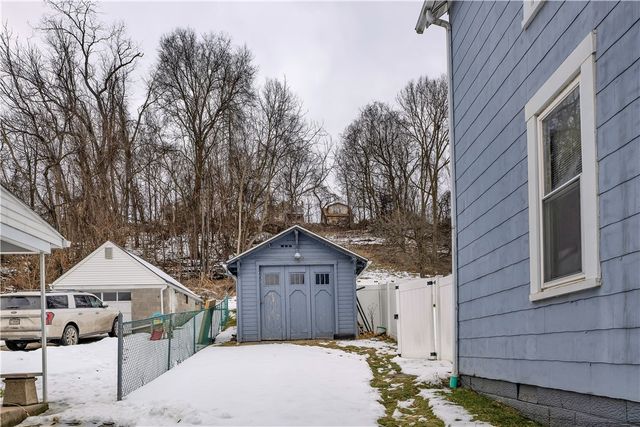 229 E College St., Canonsburg, PA 15317