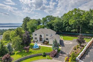 9 Gualtiere Lane, Ossining, NY 10562